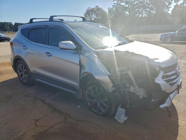 Hyundai SANTA FE Image 2