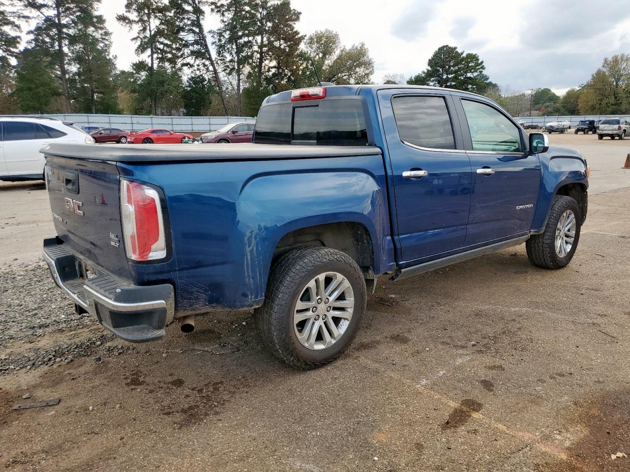 GMC Canyon Slt Image 2