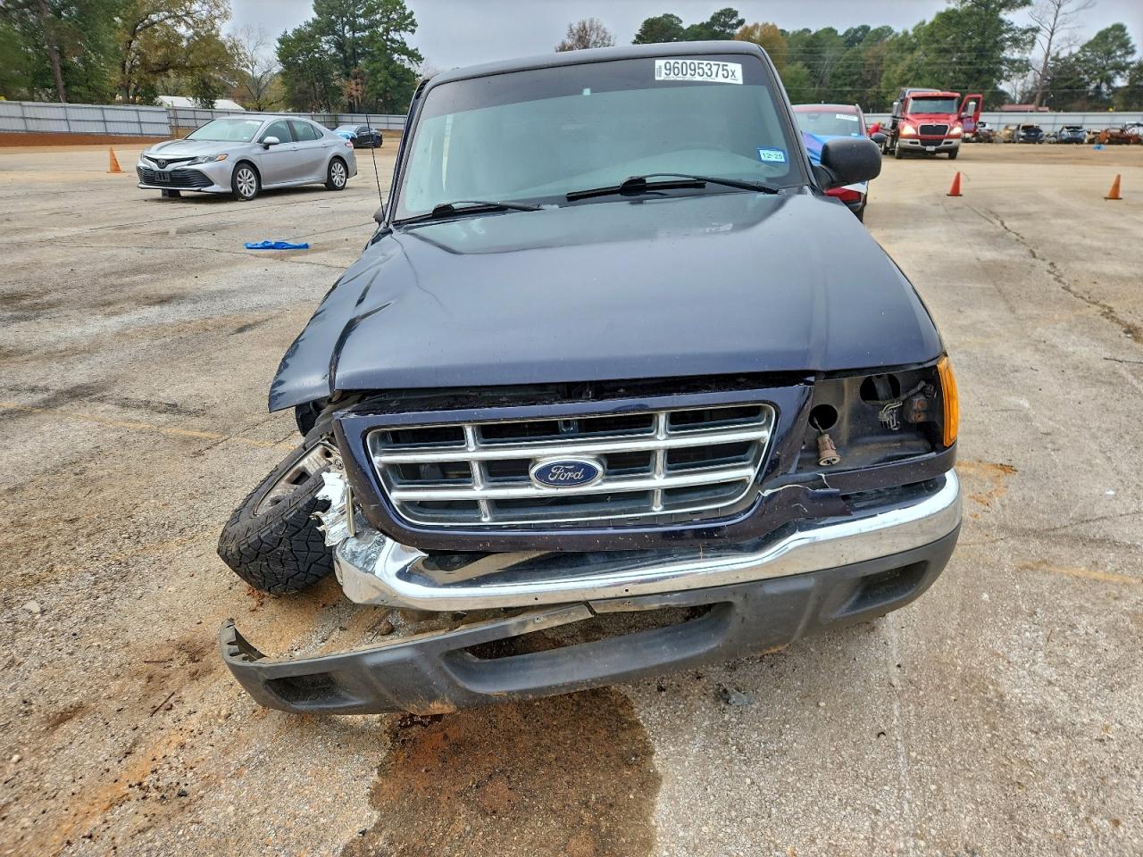Ford Ranger Super Cab Image 2