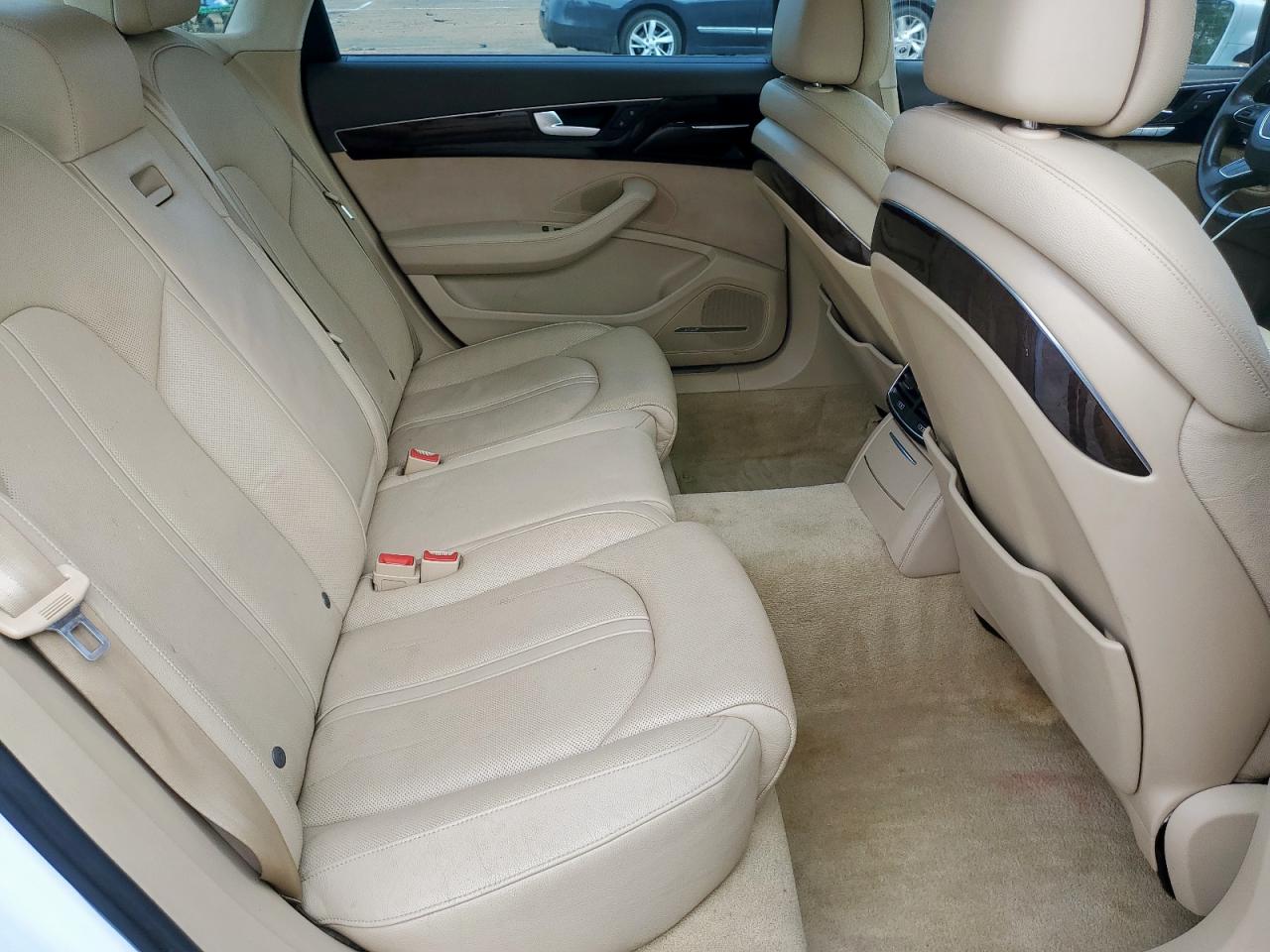 Audi A8 L Quattro Image 5