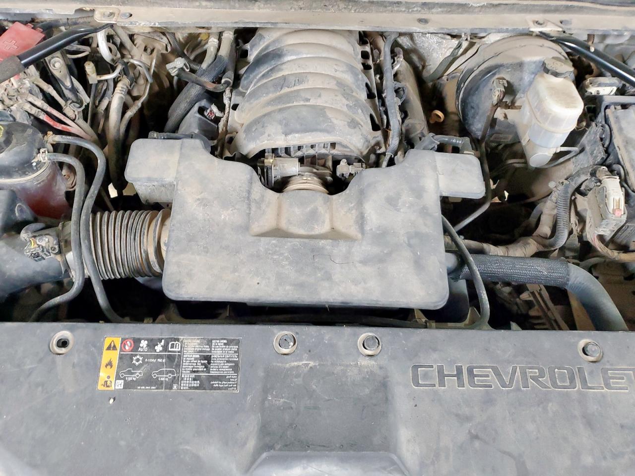 Chevrolet Suburban K1500 Image 9