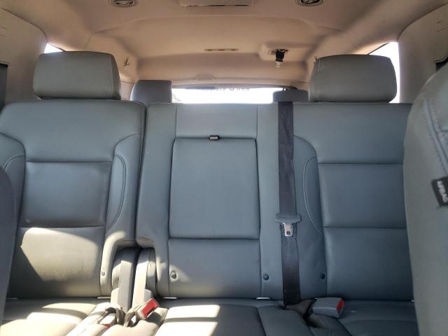 Chevrolet Suburban C1500 Lt Image 13