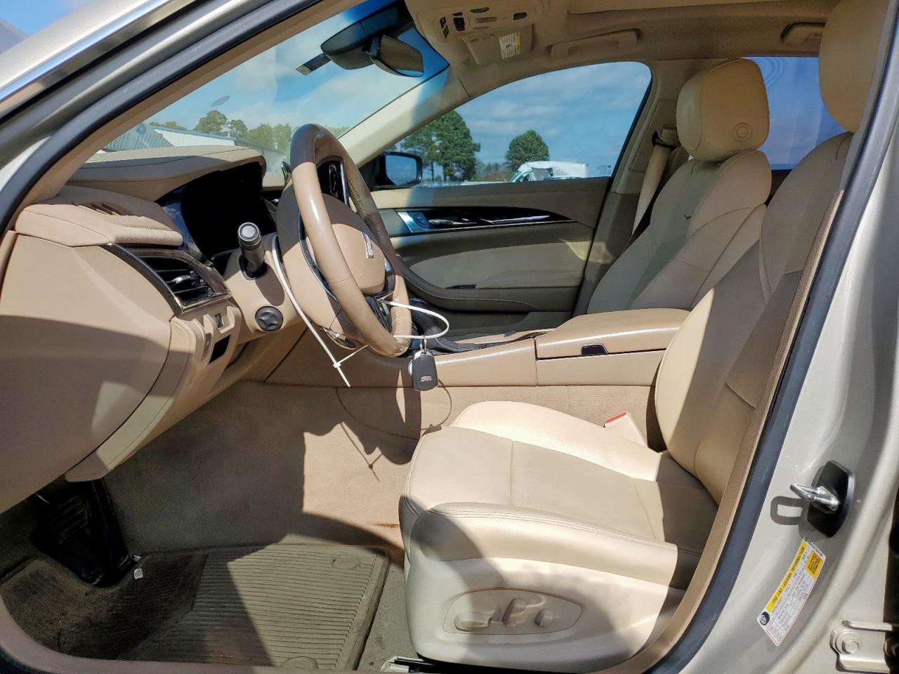 Cadillac CTS Luxury Collection Image 7