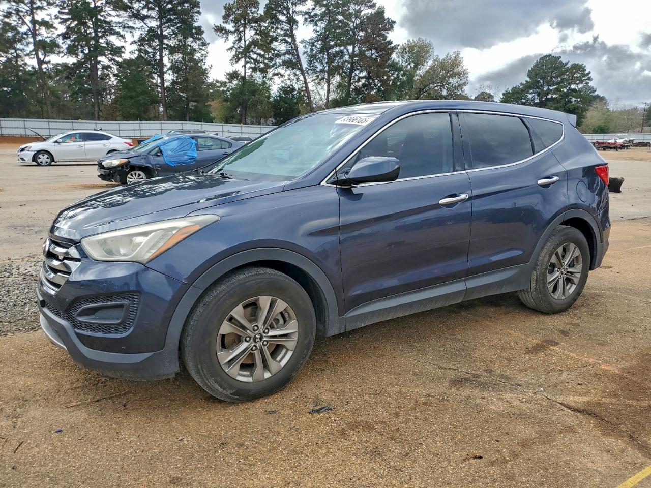 Hyundai SANTA FE Image 1