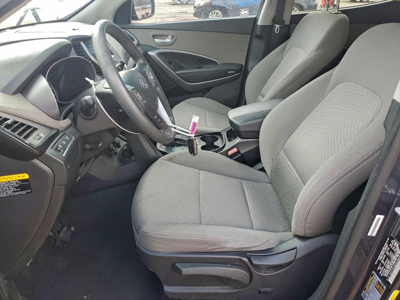 Hyundai SANTA FE Image 9