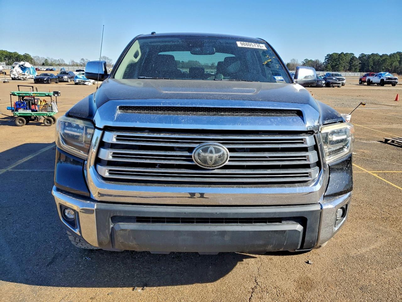 Toyota Tundra Crewmax Limited Image 12