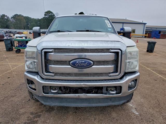 Ford F-350 Super Duty Image 7