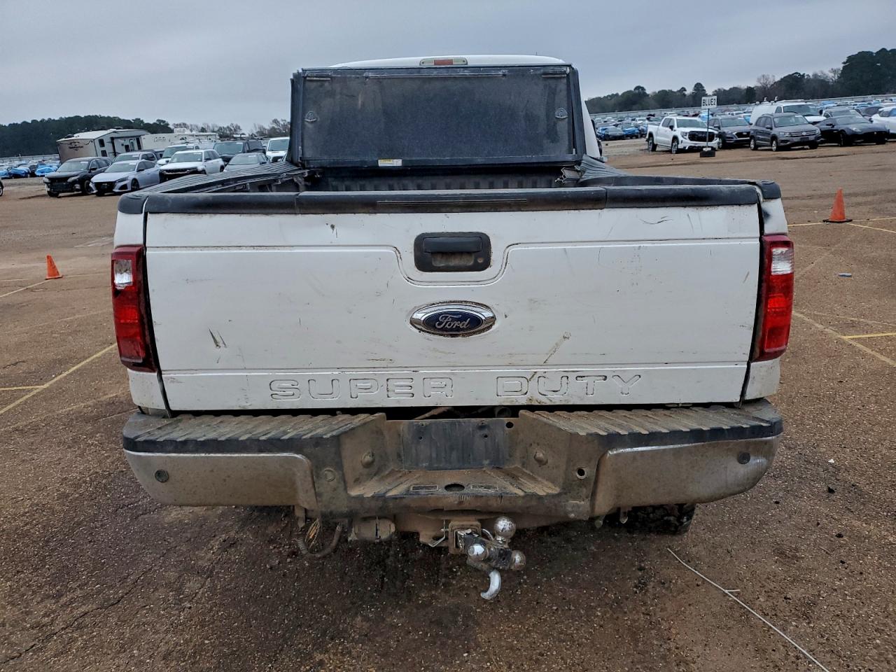 Ford F-350 Super Duty Image 12