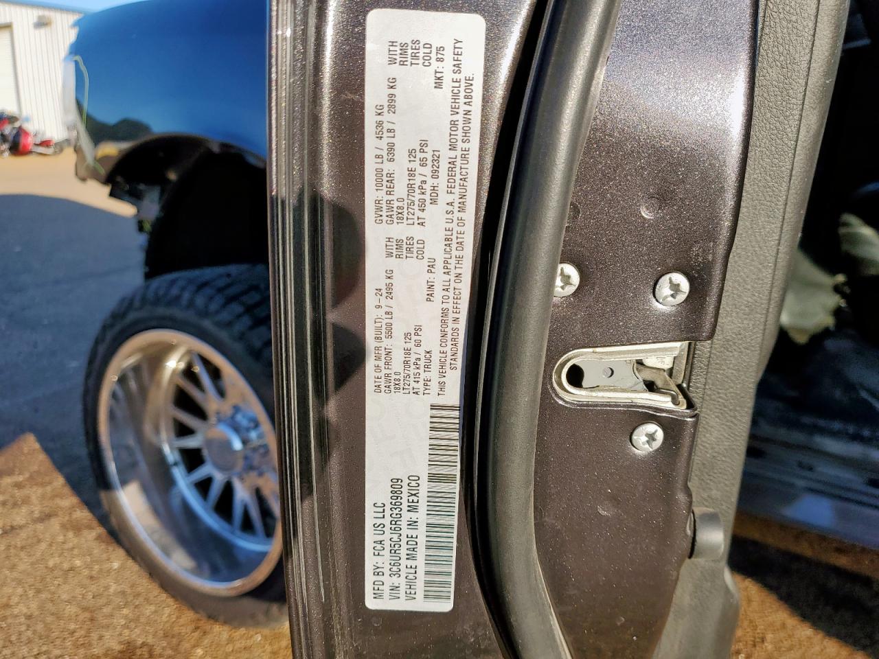 Ram 2500 Tradesman Image 13