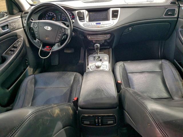 Hyundai Genesis 5.0l Image 10