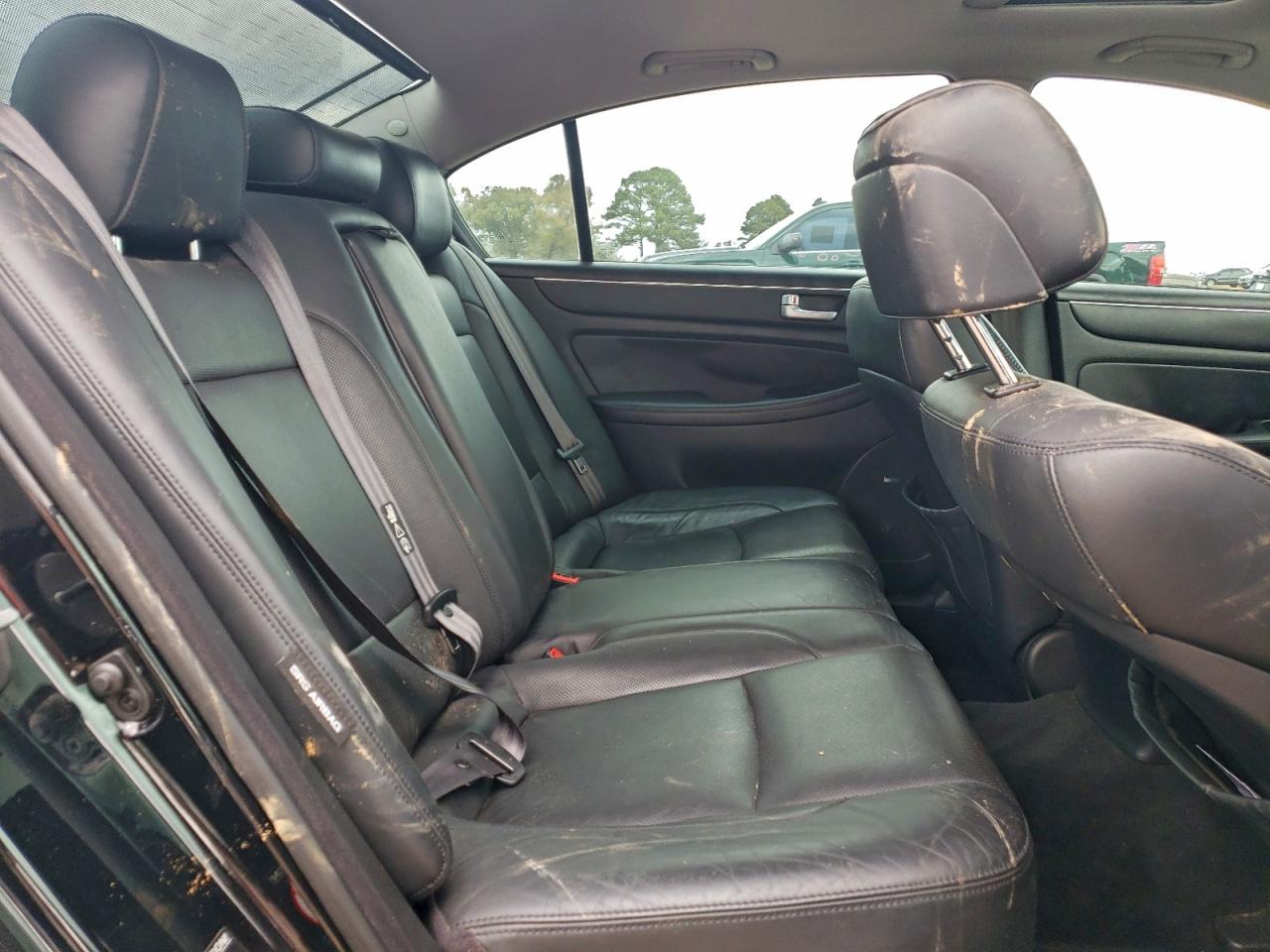 Hyundai Genesis 5.0l Image 9