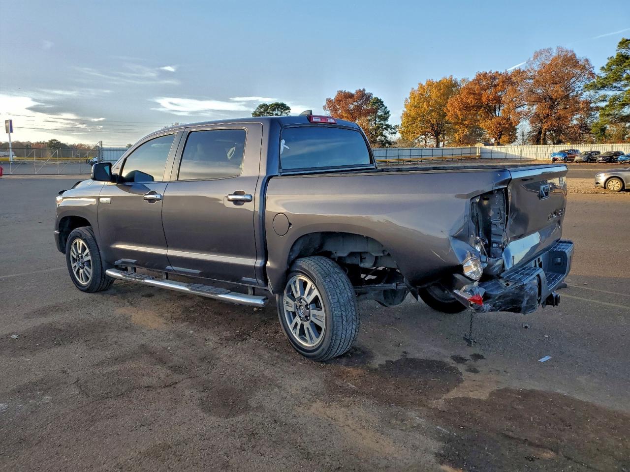 Toyota Tundra Crewmax 1794 Image 12