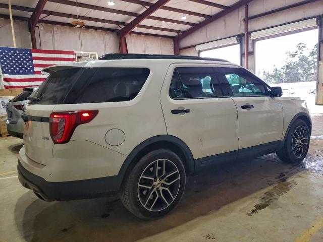 Ford Explorer Sport Image 7