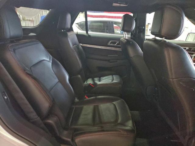 Ford Explorer Sport Image 10