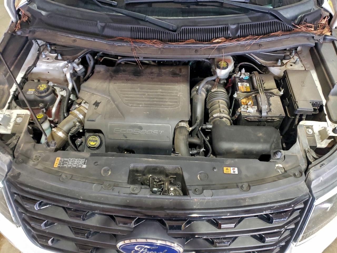 Ford Explorer Sport Image 11