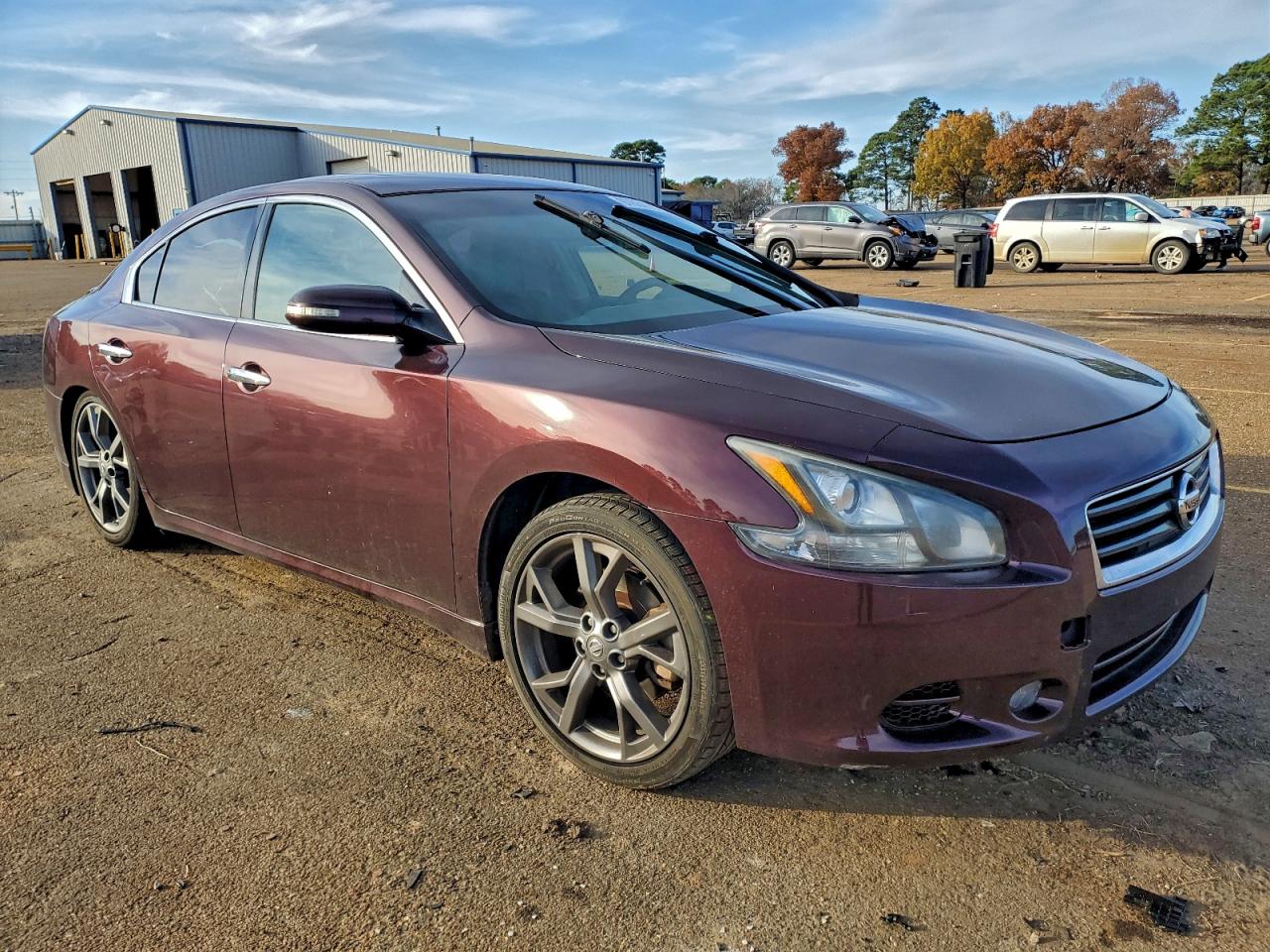 Nissan Maxima S Image 6