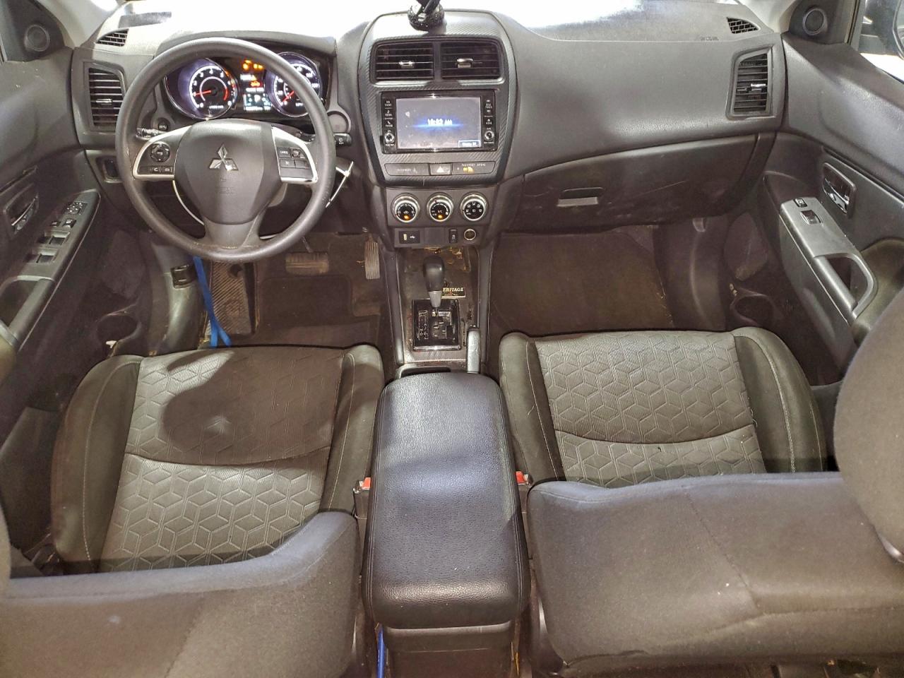 Mitsubishi Outlander S/se Image 6