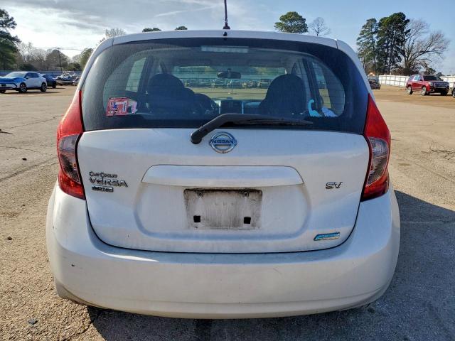 Nissan Versa S Image 3