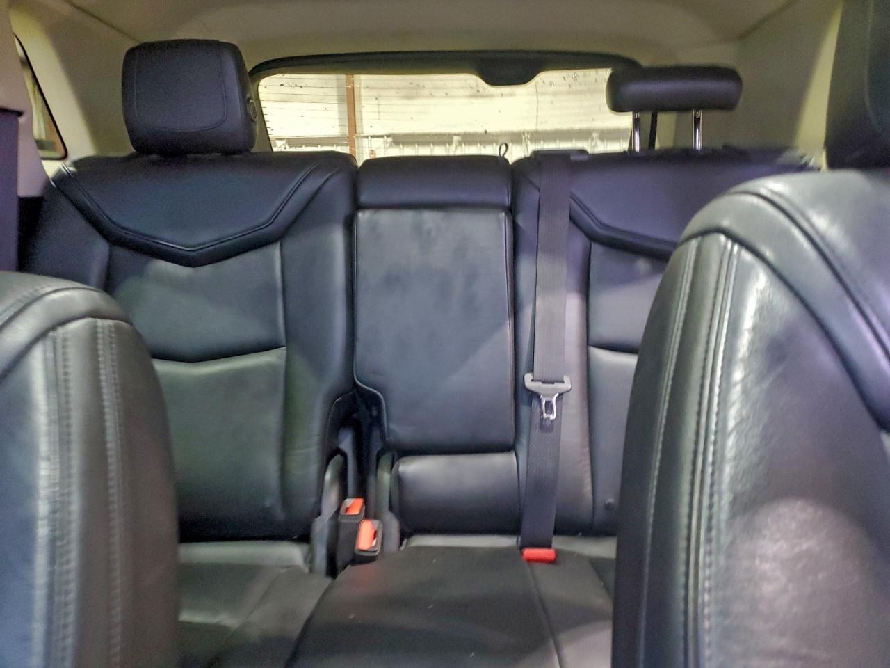 Cadillac XT5 Luxury Image 8