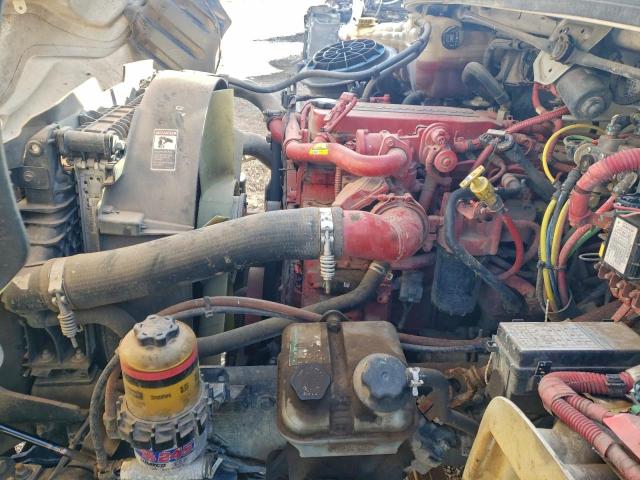 Freightliner M2 106 Medium Duty Image 7