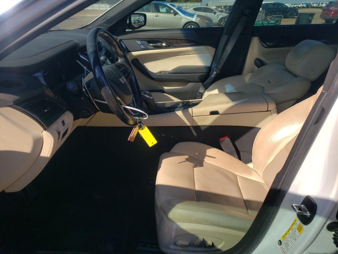 Cadillac CTS Luxury Image 11