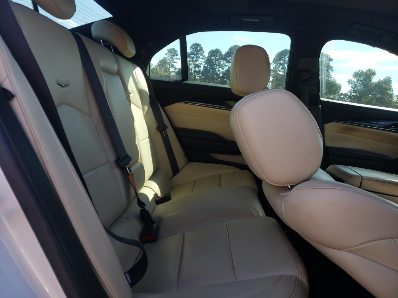 Cadillac CTS Luxury Image 6