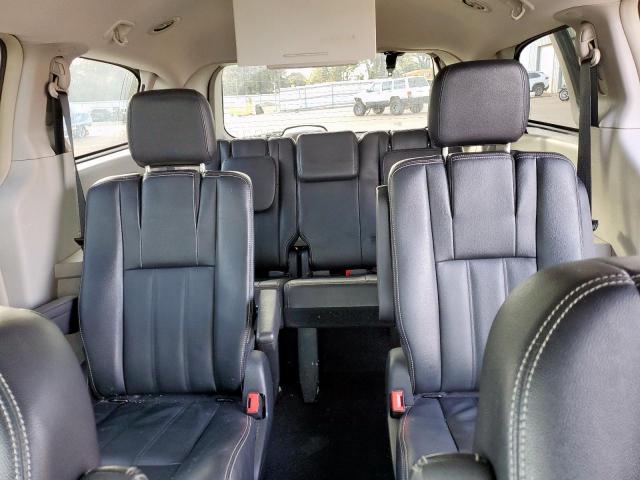 Chrysler Minivan Touring Image 12