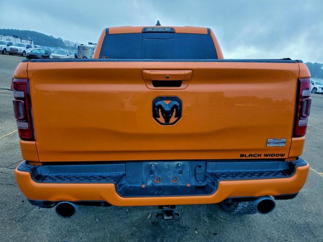 Ram 1500 Laramie Image 4