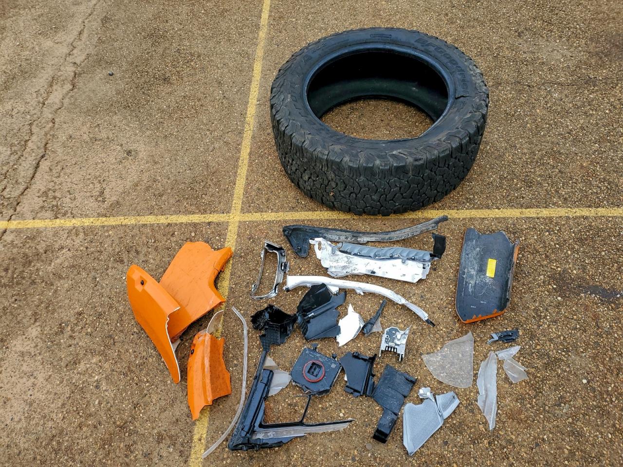 Ram 1500 Laramie Image 11