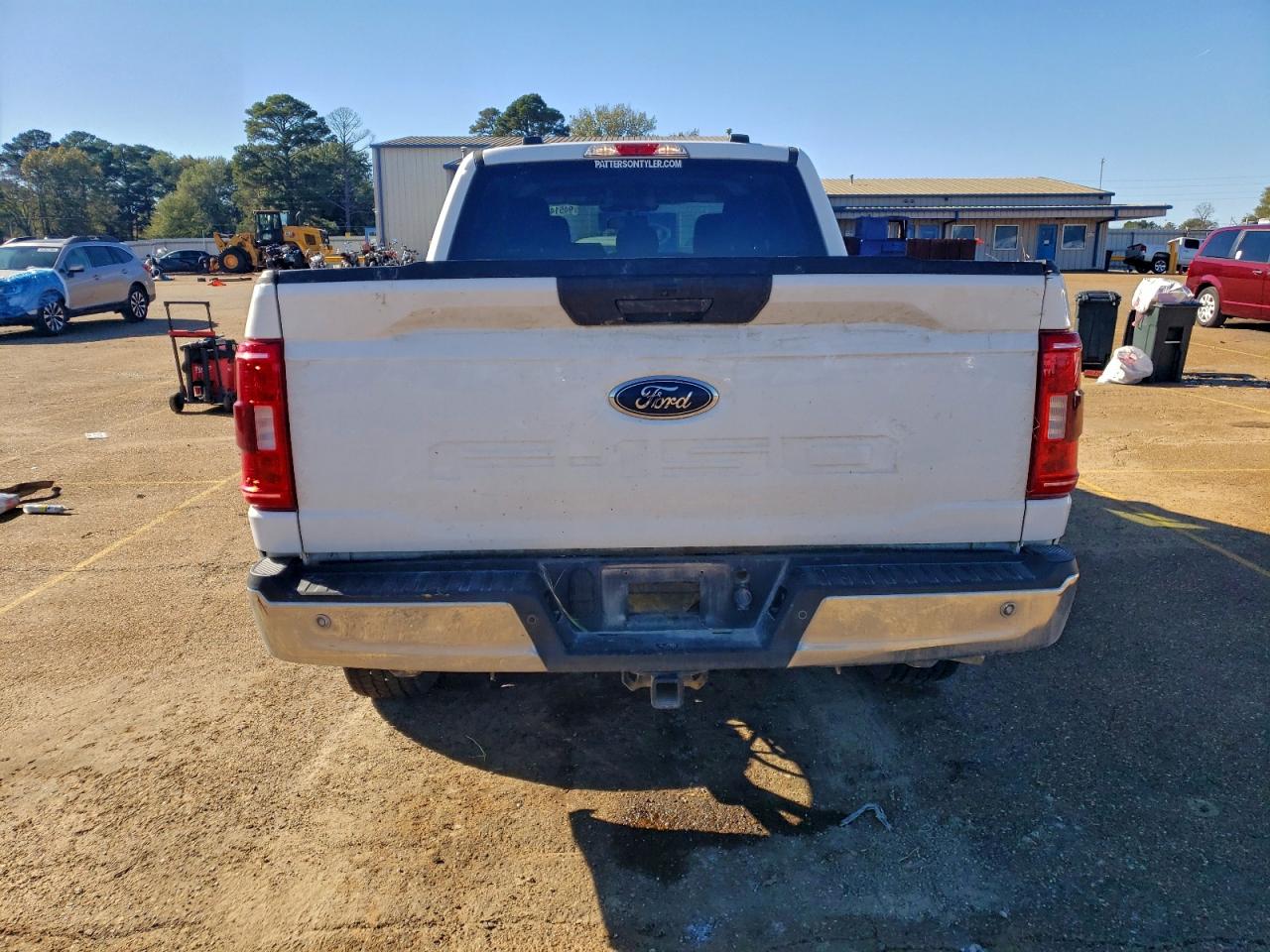 Ford F-150 Supercrew Image 12