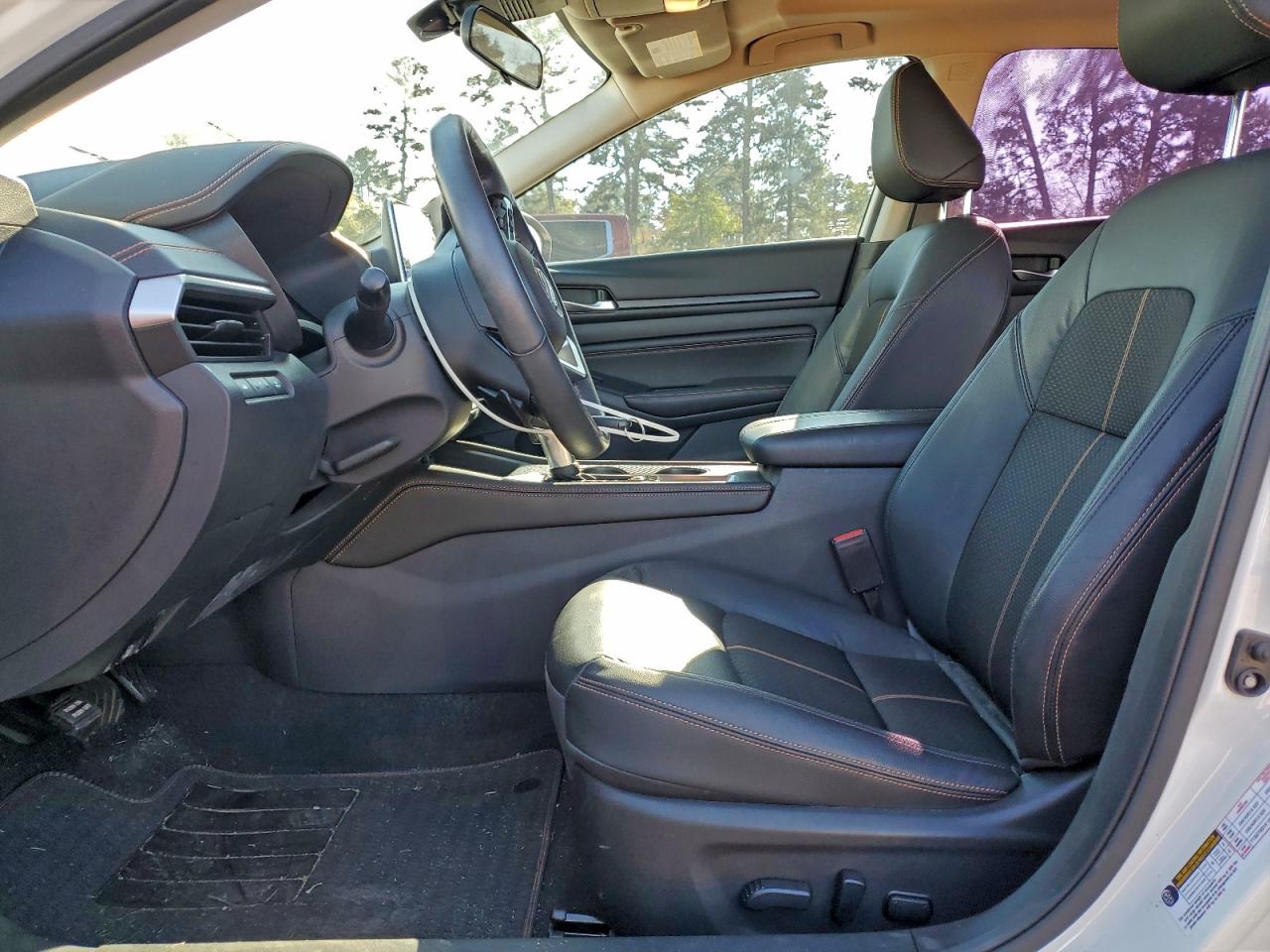 Nissan Altima Sr Image 7