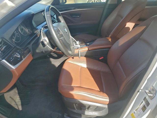 BMW 5 Series I Image 12