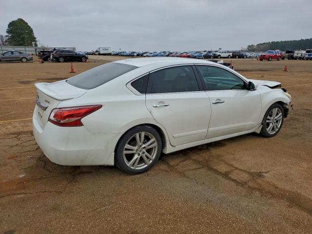 Nissan Altima 3.5s Image 12