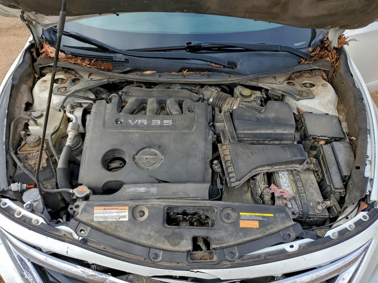 Nissan Altima 3.5s Image 11