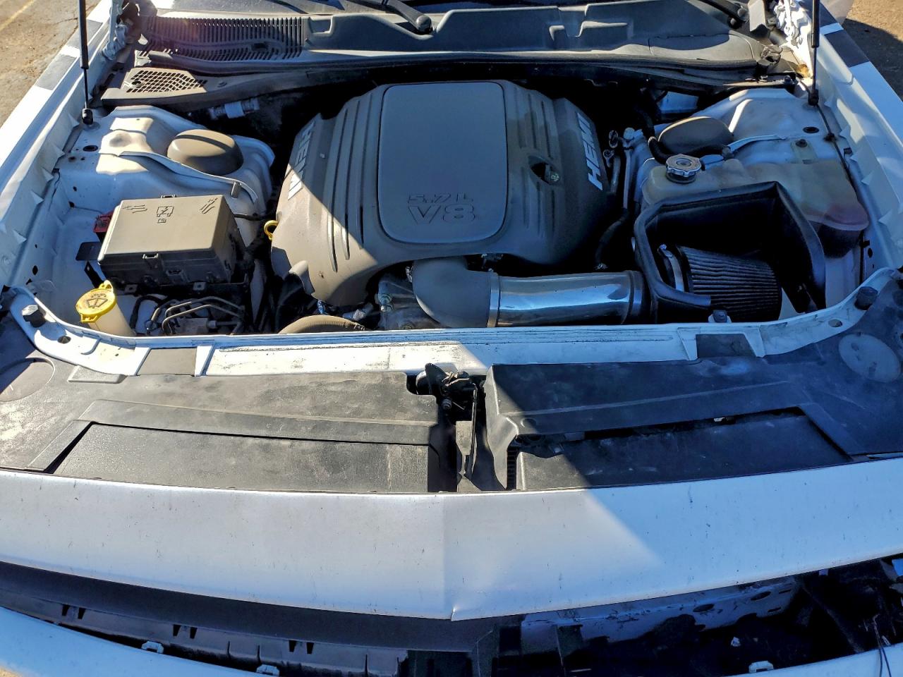 Dodge Challenger R/t Image 11