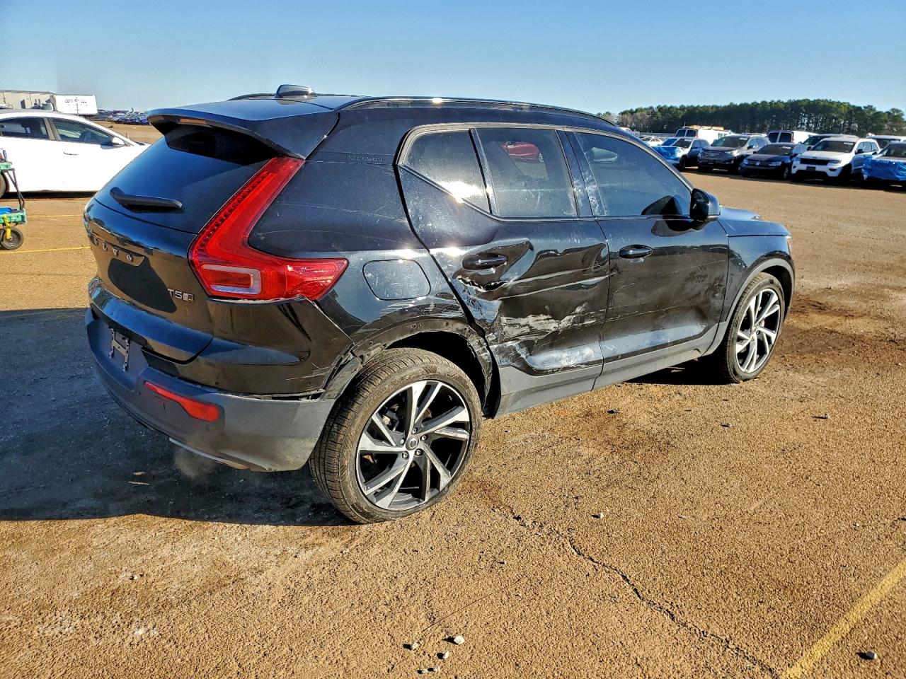 Volvo XC40 T5 R-design Image 5