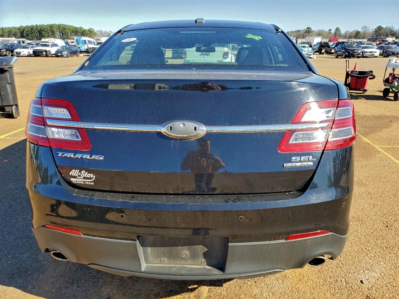 Ford Taurus Sel Image 4