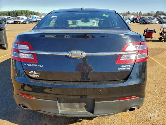 Ford Taurus Sel Image 4