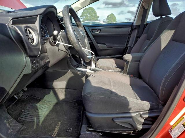 Toyota Corolla L Image 6