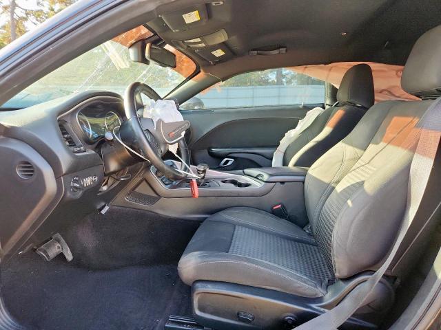 Dodge Challenger Sxt Image 6