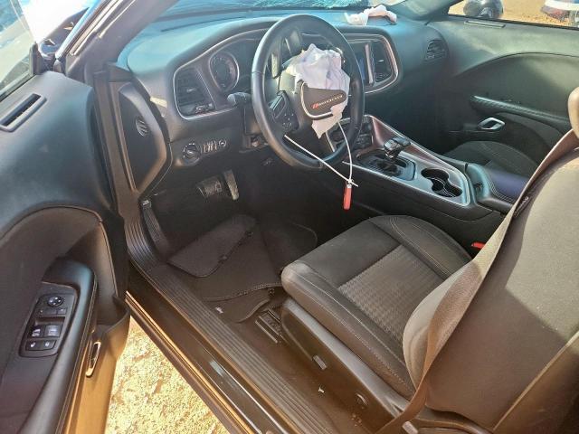 Dodge Challenger Sxt Image 2