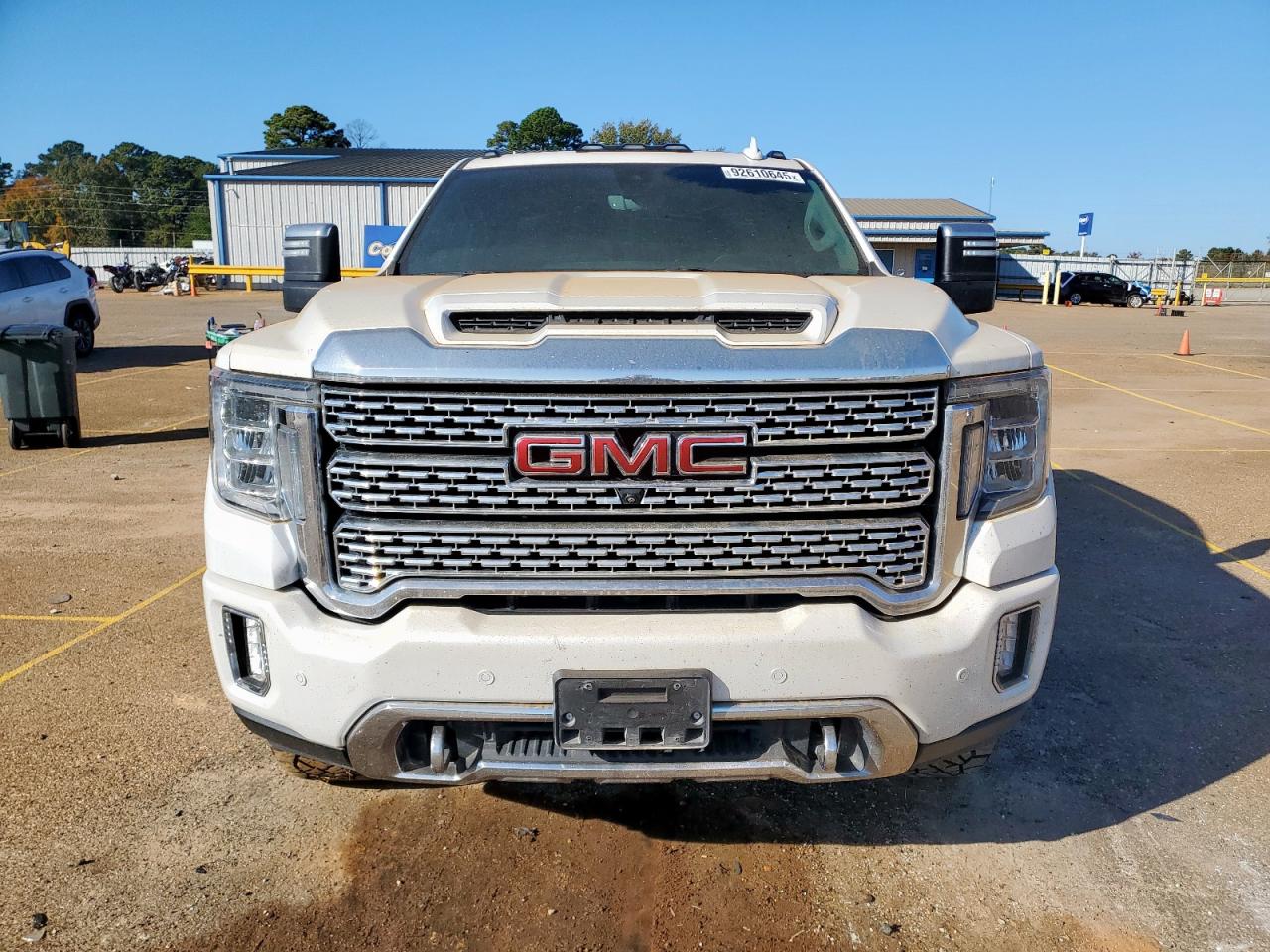 GMC Sierra K2500 Denali Image 11