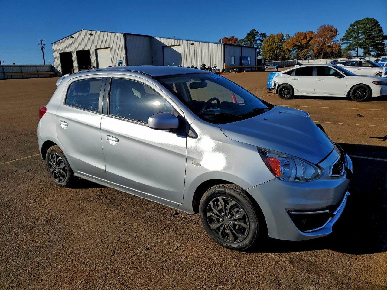 Mitsubishi Mirage Es Image 4