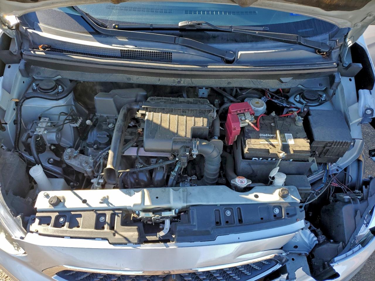 Mitsubishi Mirage Es Image 8