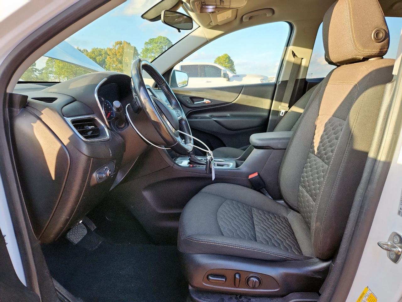 Chevrolet Equinox Lt Image 8