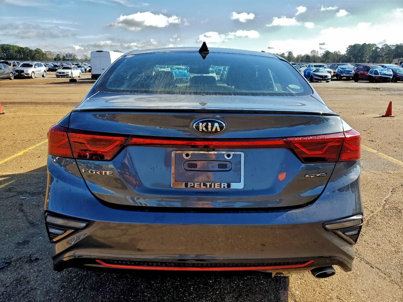 Kia Forte Gt Line Image 4