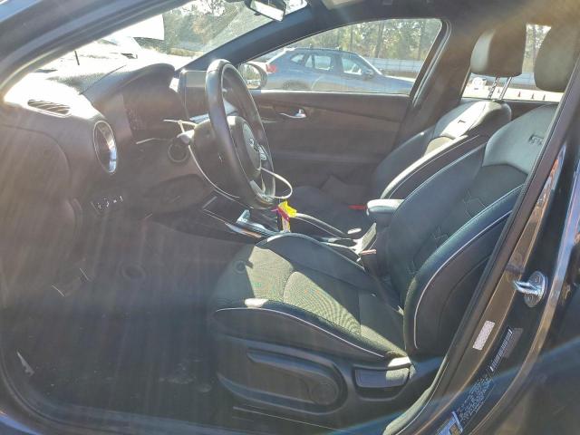 Kia Forte Gt Line Image 6