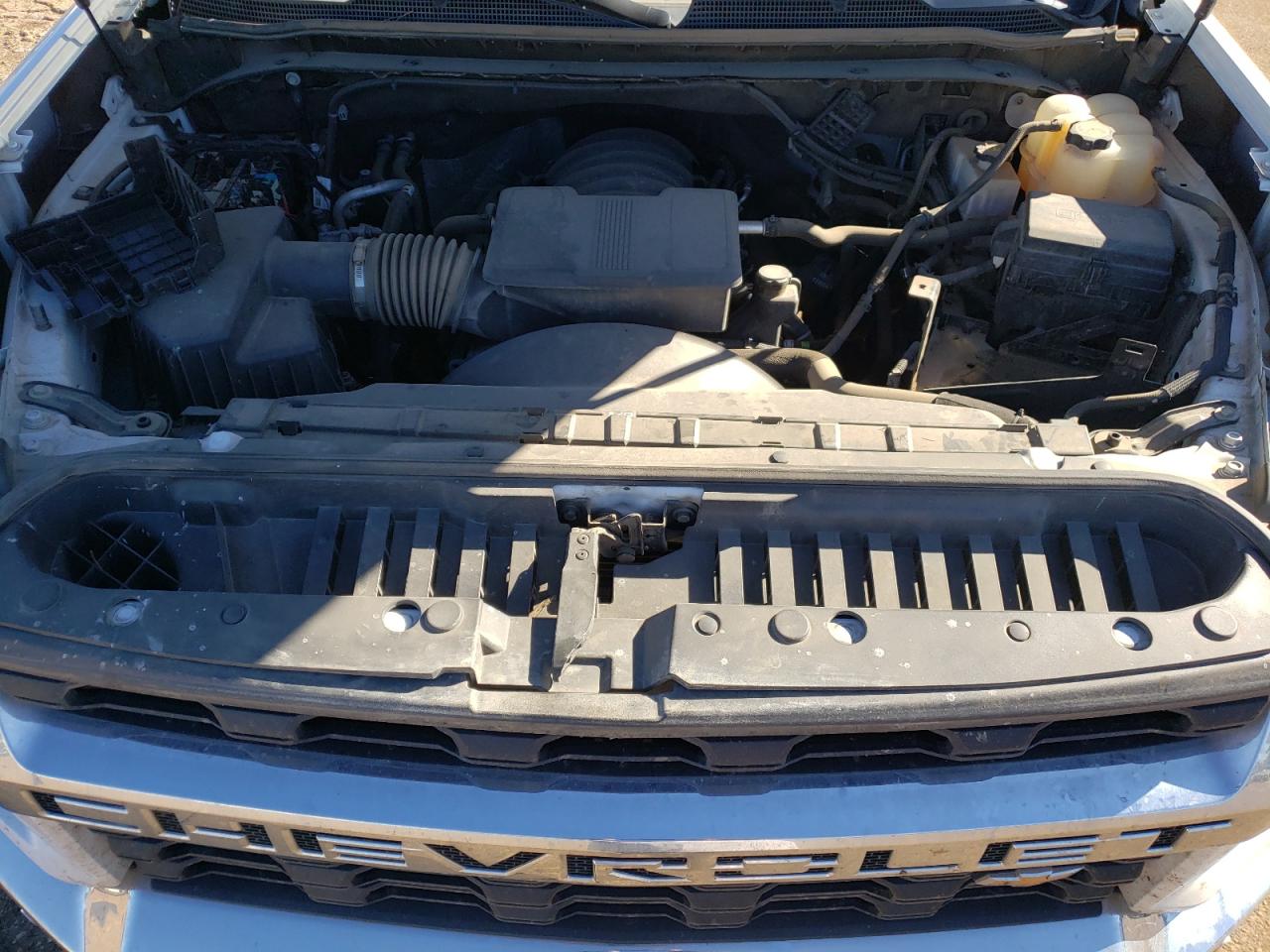 Chevrolet Silverado K2500 Heavy Duty Lt Image 2