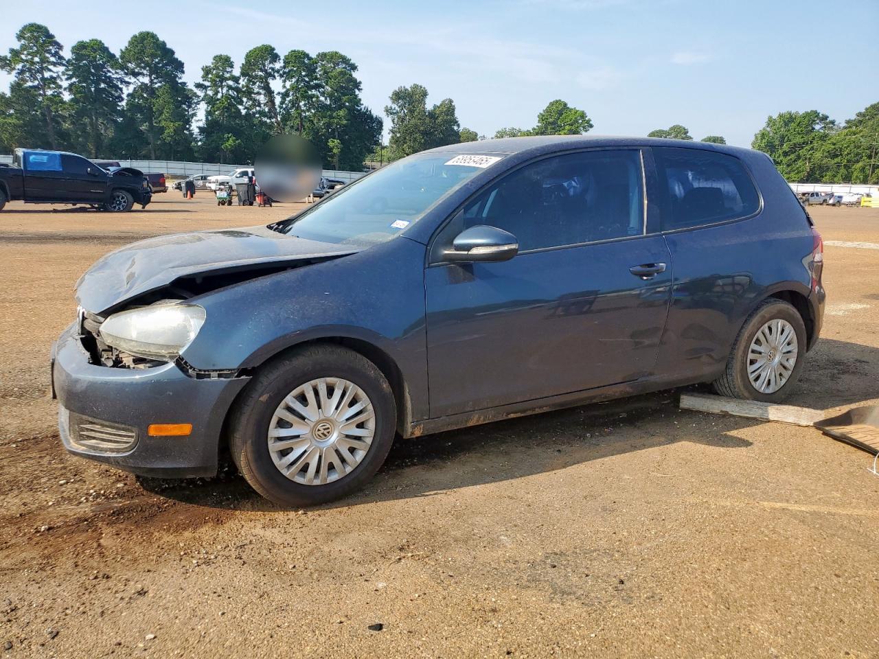 Volkswagen Golf Image 1