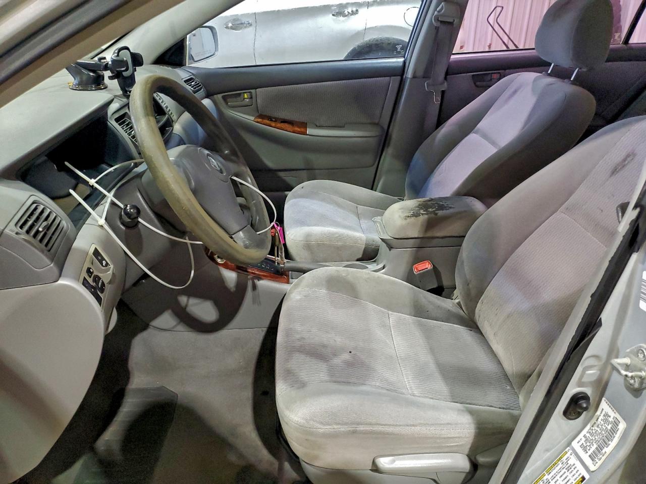 Toyota Corolla Ce Image 2